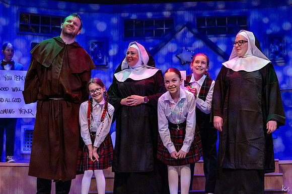Nuncrackers2025-129