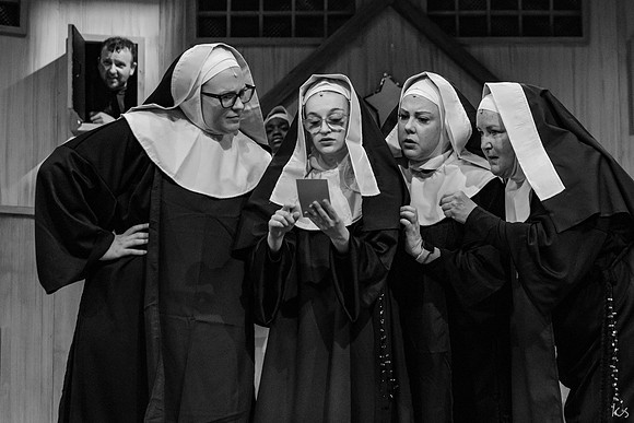 Nuncrackers2025-135