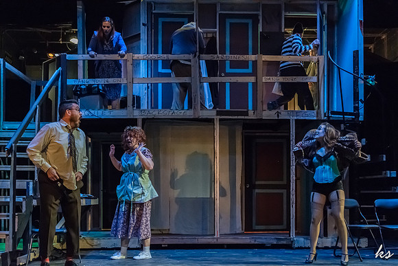 Noises Off-0494