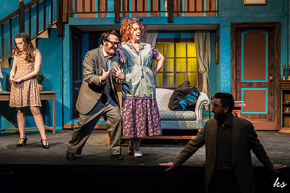 Noises Off-9838