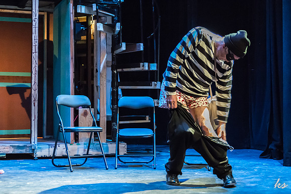 Noises Off-0423